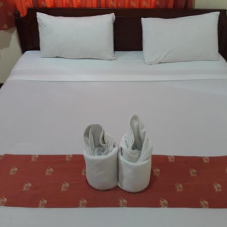เซาเทิร์น ไฟรด์ ไรซ์ เกสท์เฮาส์ Hotel หาดกะตะ ภายนอก รูปภาพ
