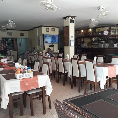 เซาเทิร์น ไฟรด์ ไรซ์ เกสท์เฮาส์ Hotel หาดกะตะ ภายนอก รูปภาพ