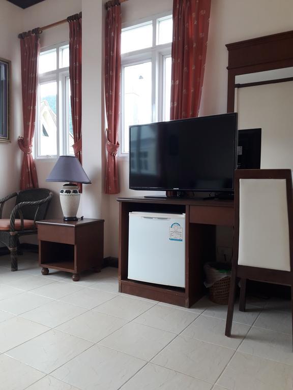 เซาเทิร์น ไฟรด์ ไรซ์ เกสท์เฮาส์ Hotel หาดกะตะ ห้อง รูปภาพ